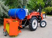 Щетка коммунальная с возможностью установки бочки для полива H03.300